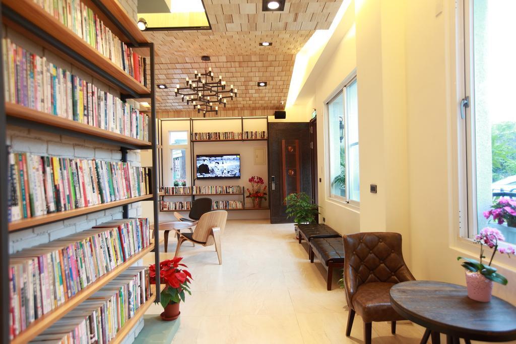 坡岸邊民宿 Hualien Exterior foto